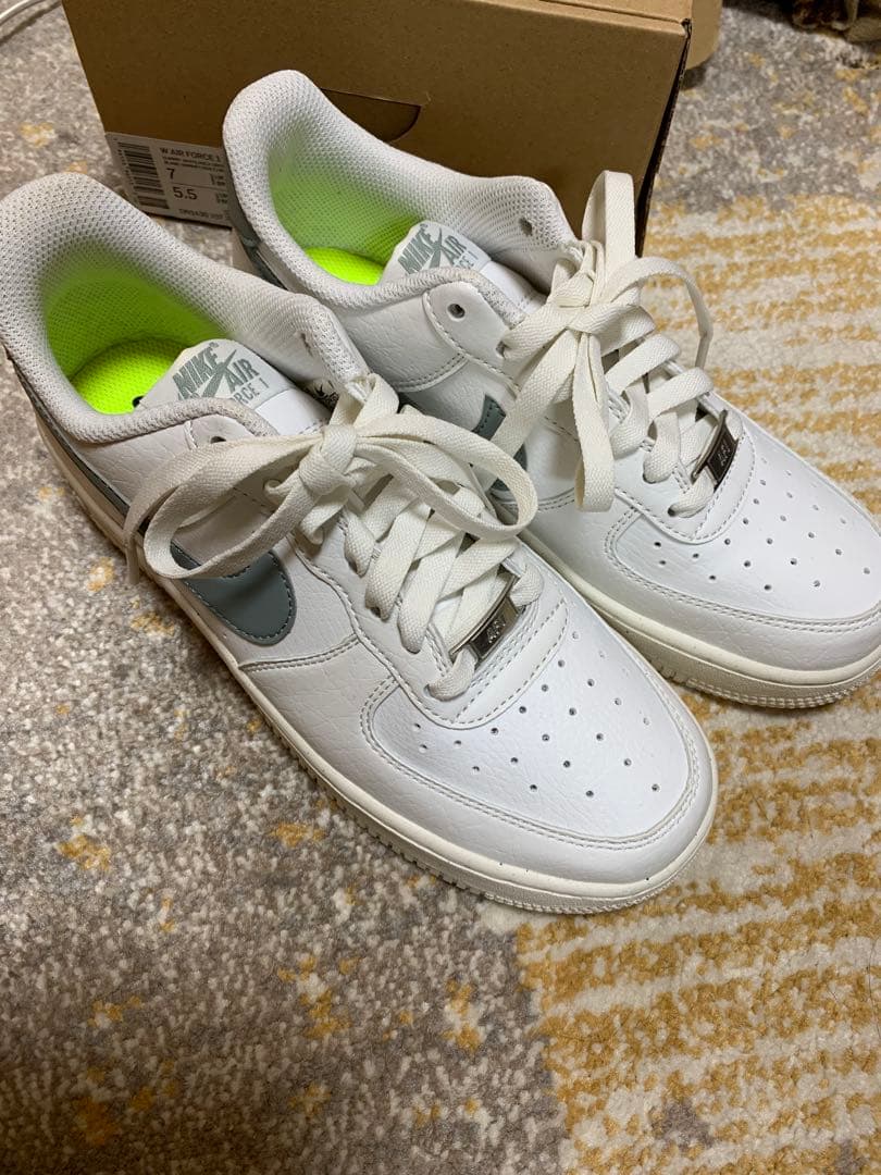 新品　NIKEナイキ 24cmエアフォース1 07 ネクストネイチャー