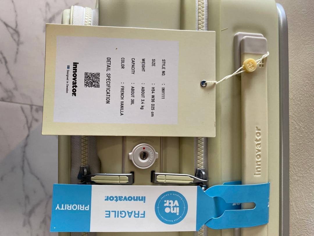 innovator スーツケース　Sサイズ38L 機内持ち込みサイズ