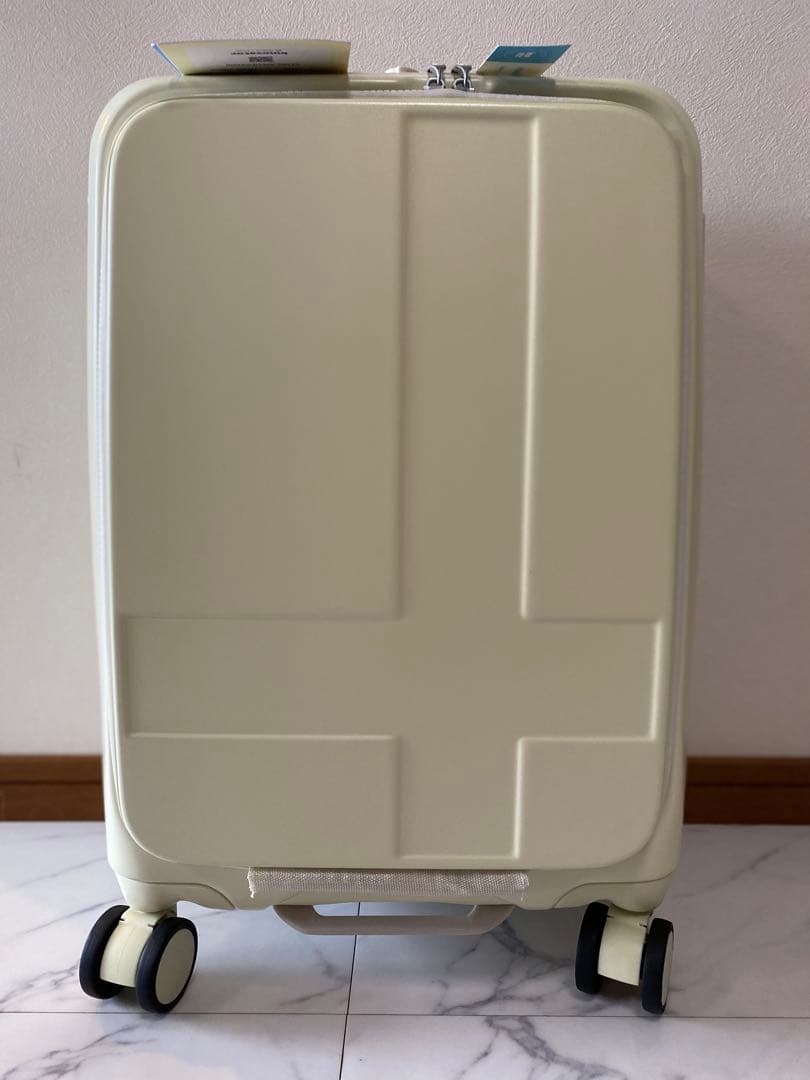 innovator スーツケース　Sサイズ38L 機内持ち込みサイズ