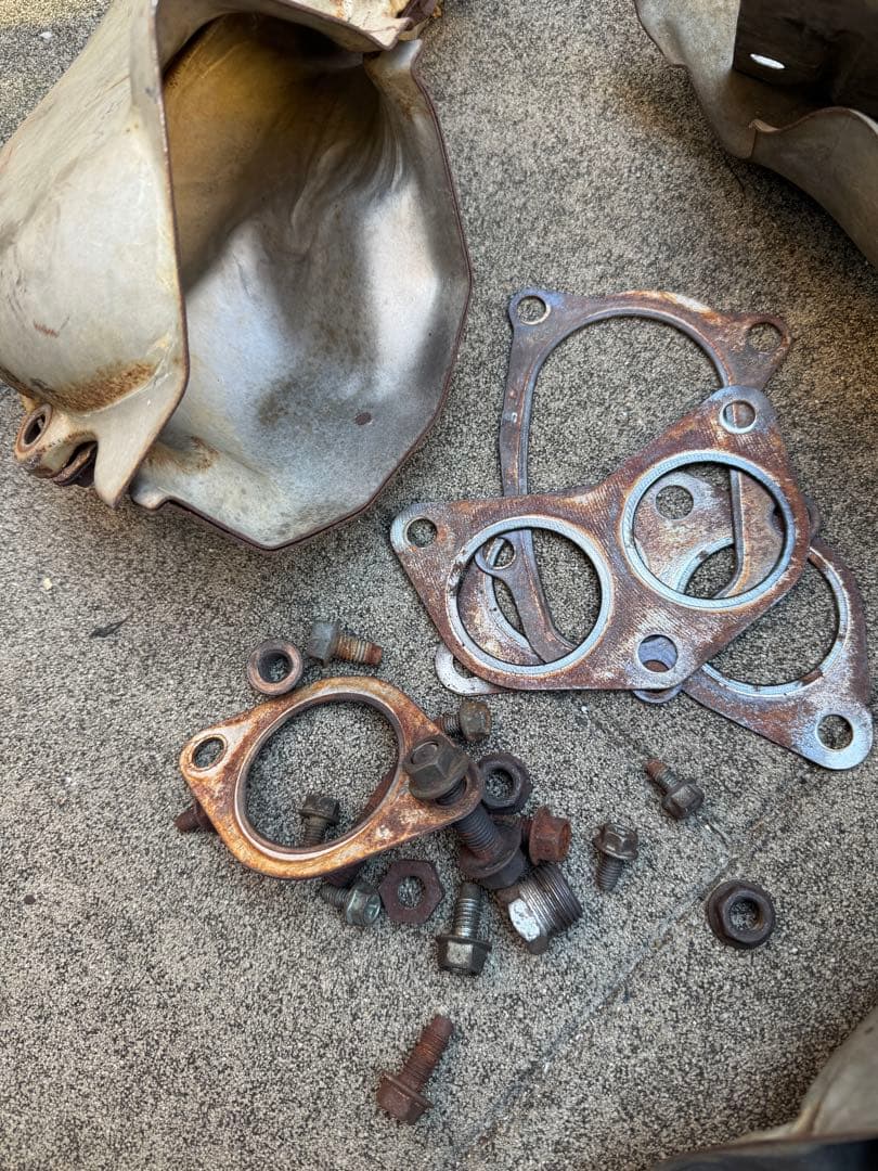 GC8 エキゾーストマニホールド