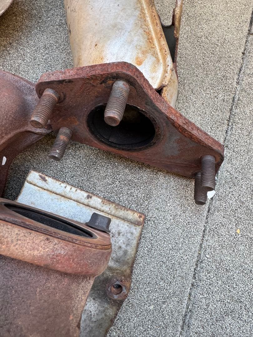 GC8 エキゾーストマニホールド