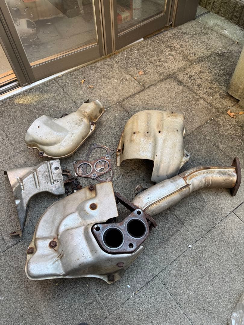 GC8 エキゾーストマニホールド