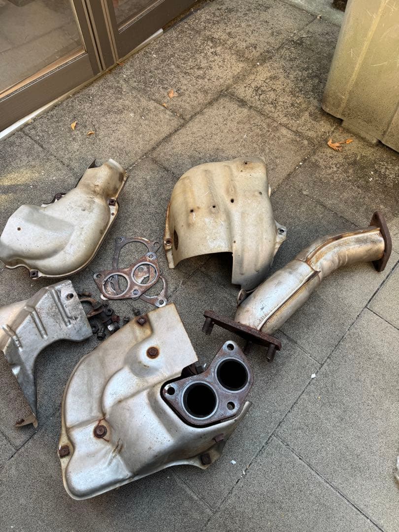 GC8 エキゾーストマニホールド