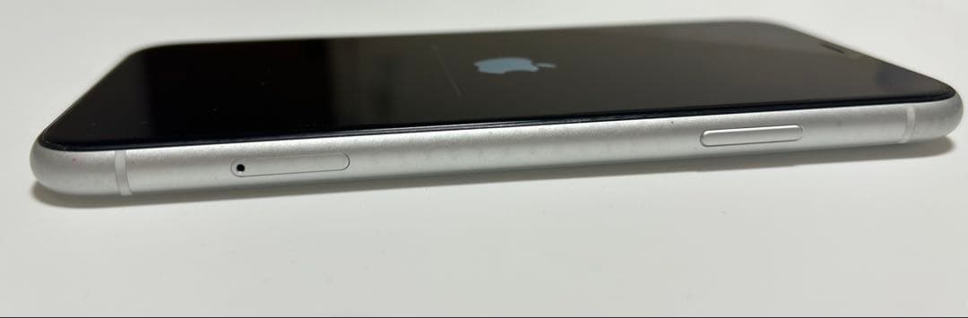 Apple iPhone XR ホワイト 125GB 本体 SIMフリー