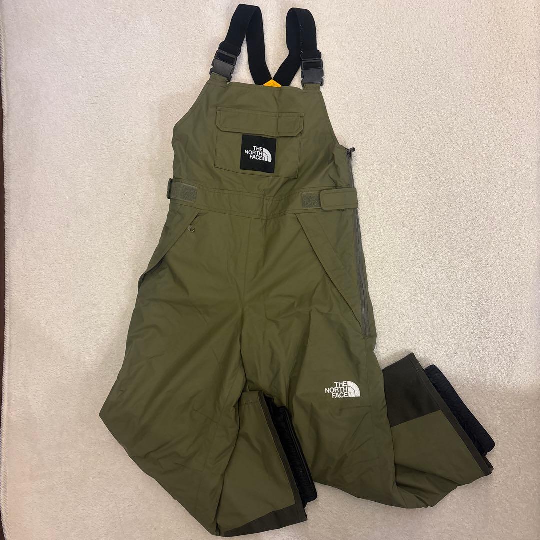 ノースフェイス　キッズ　スノーウェア