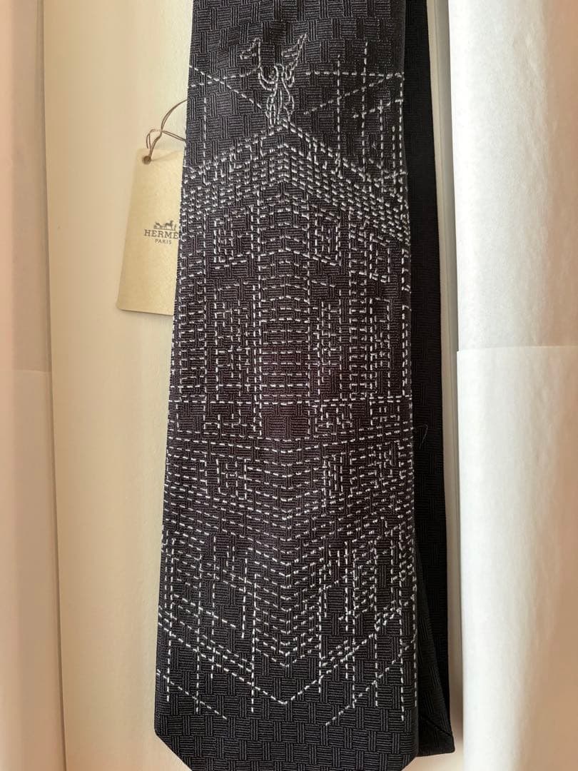 HERMES シルクツイルタイ ピケセリエ