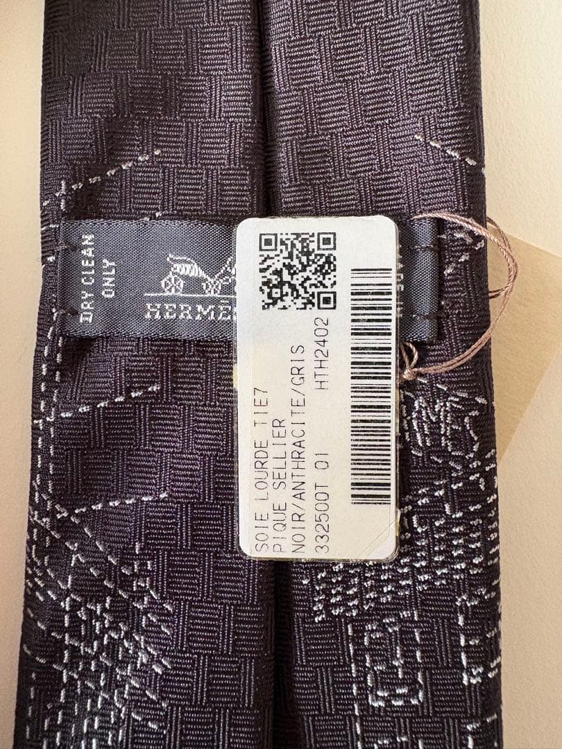 HERMES シルクツイルタイ ピケセリエ