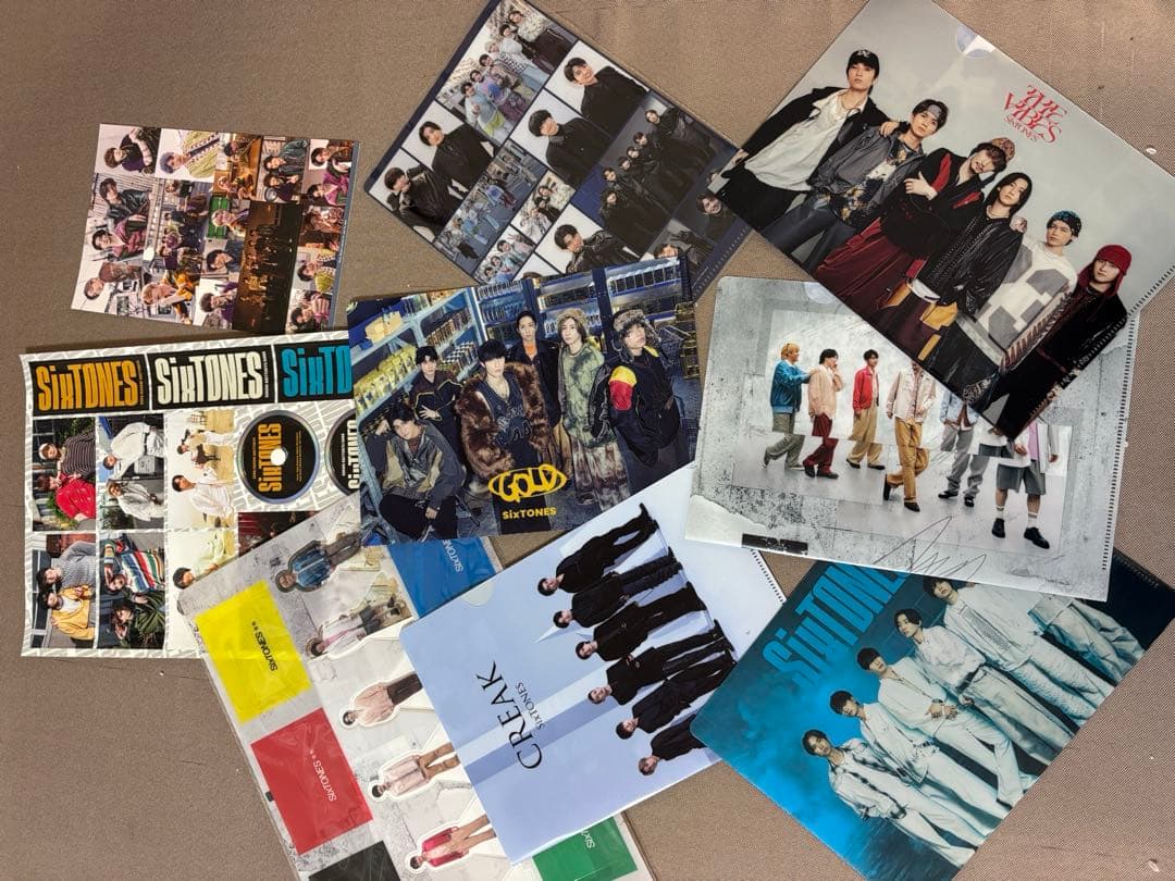 ストーンズ　SixTONES グッズセット　うちわ　写真　アクスタ　ペンラなど