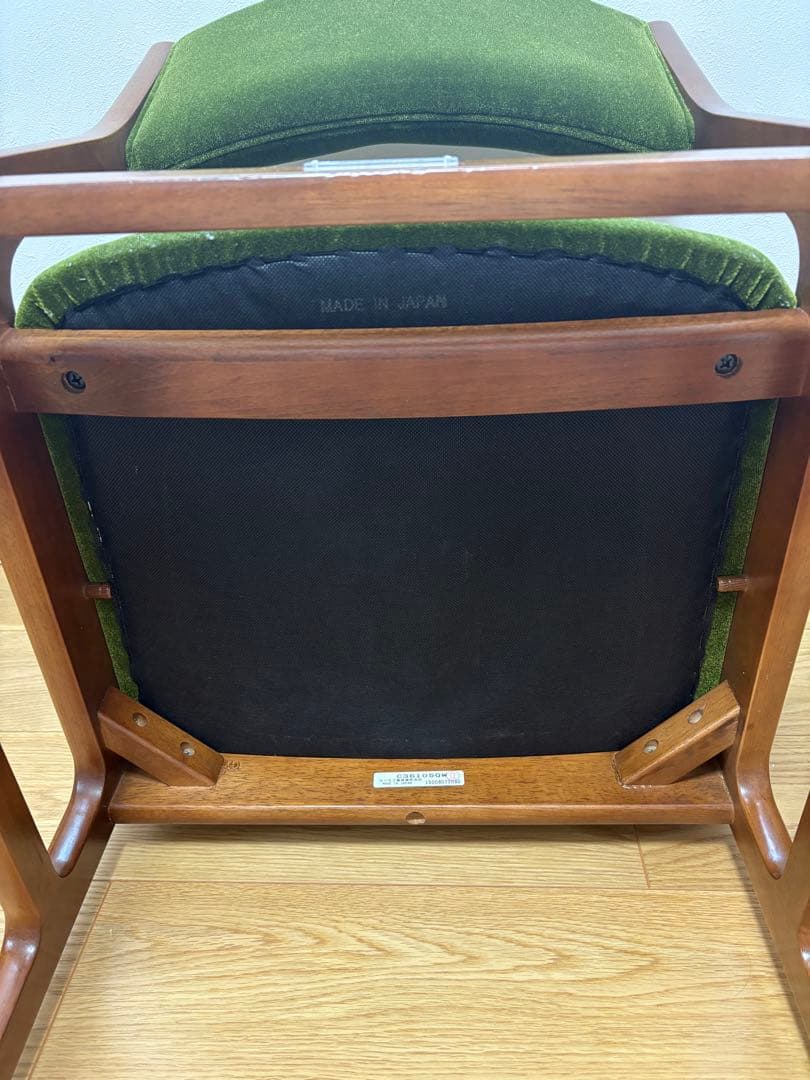 HRパパ様 カリモク60 アームレスダイニングチェア　モケットグリーン