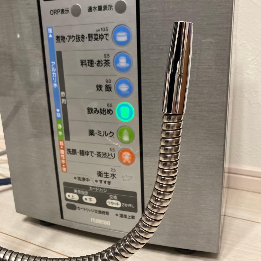 n*u様 TREVI FUJIIRYOKI FW 207 浄水器