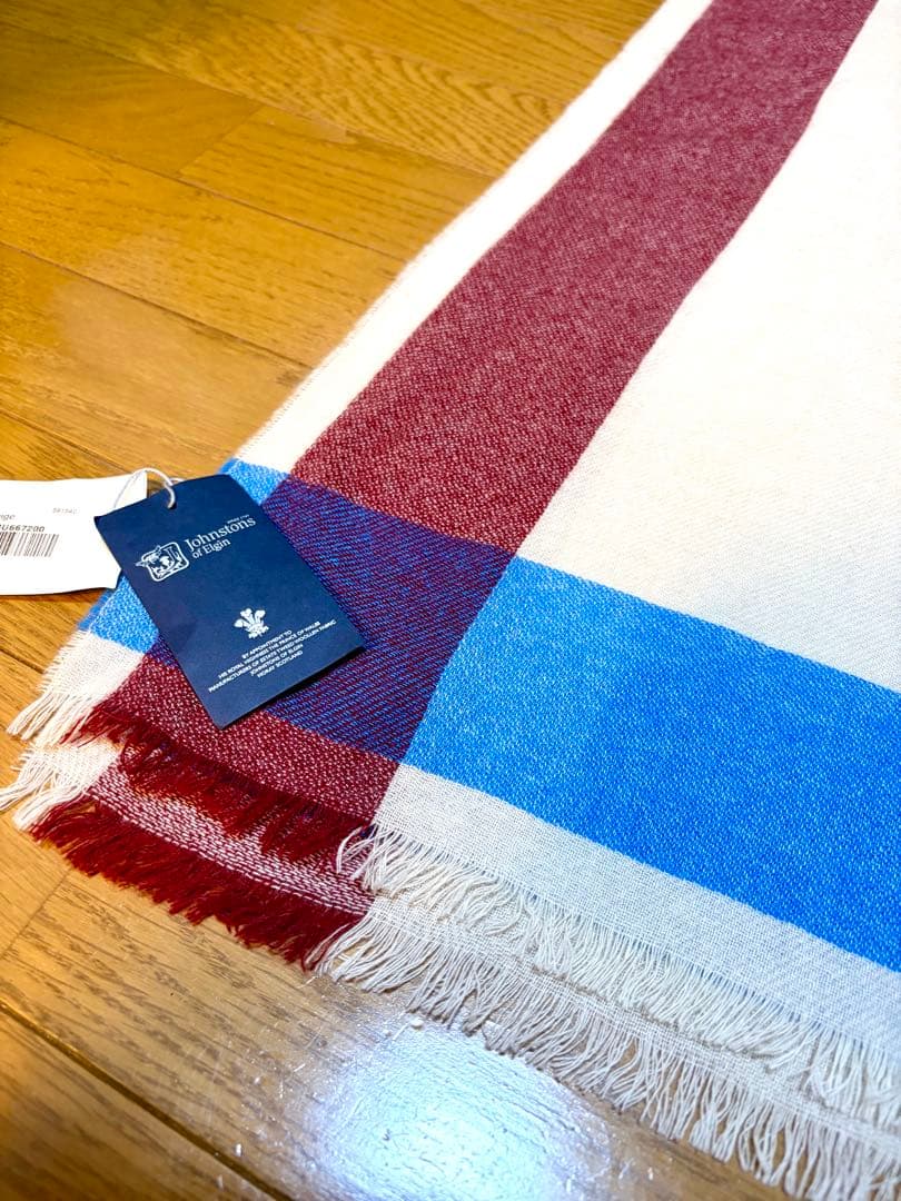 【新品・未使用・タグ付き】Johnstons of Elgin大判ストール
