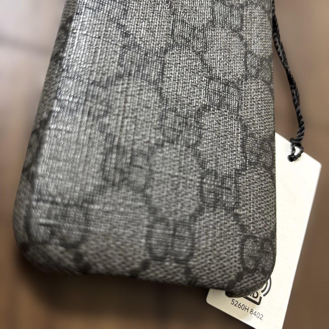 GUCCI GGパターン iPhoneケース15