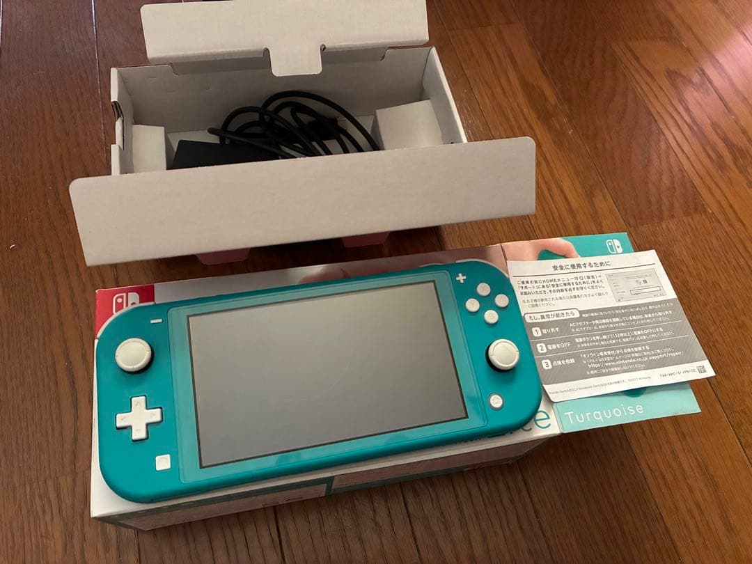 【中古】ニンテンドースイッチ　ライト　Switch　ターコイズ