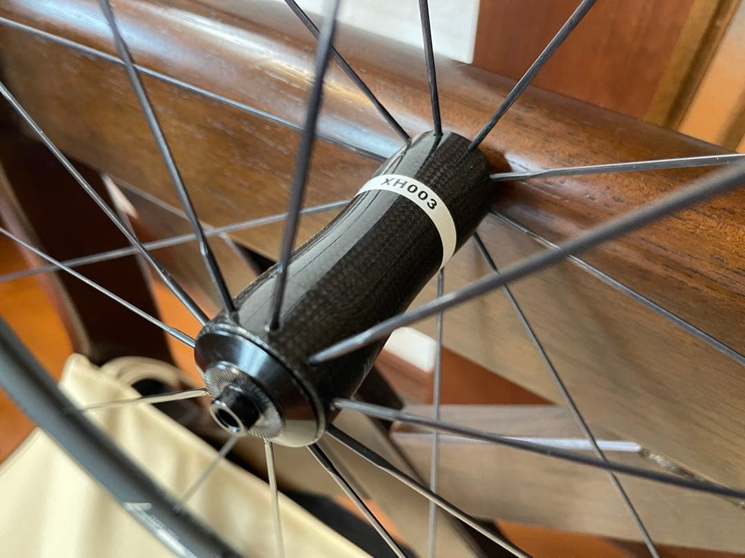 【美品・超軽量】ヒルクライムに！ Xentis ゼンティス SQUAD 2.5