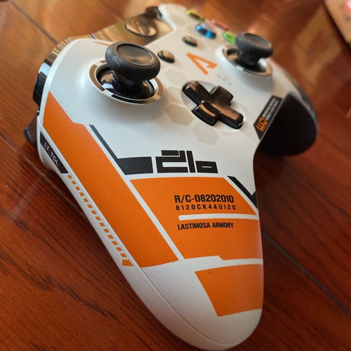 ⭐️近々削除⭐️Xbox One 専用ワイヤレス コントローラー タイタンフォール