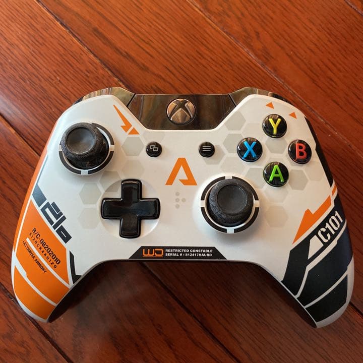 ⭐️近々削除⭐️Xbox One 専用ワイヤレス コントローラー タイタンフォール