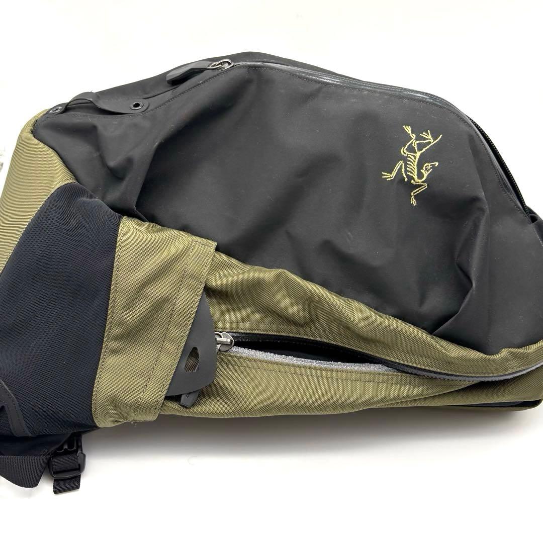 【希少カラー】アークテリクス⭐️アロー16⭐️リュック⭐️バックパック⭐️カーキ