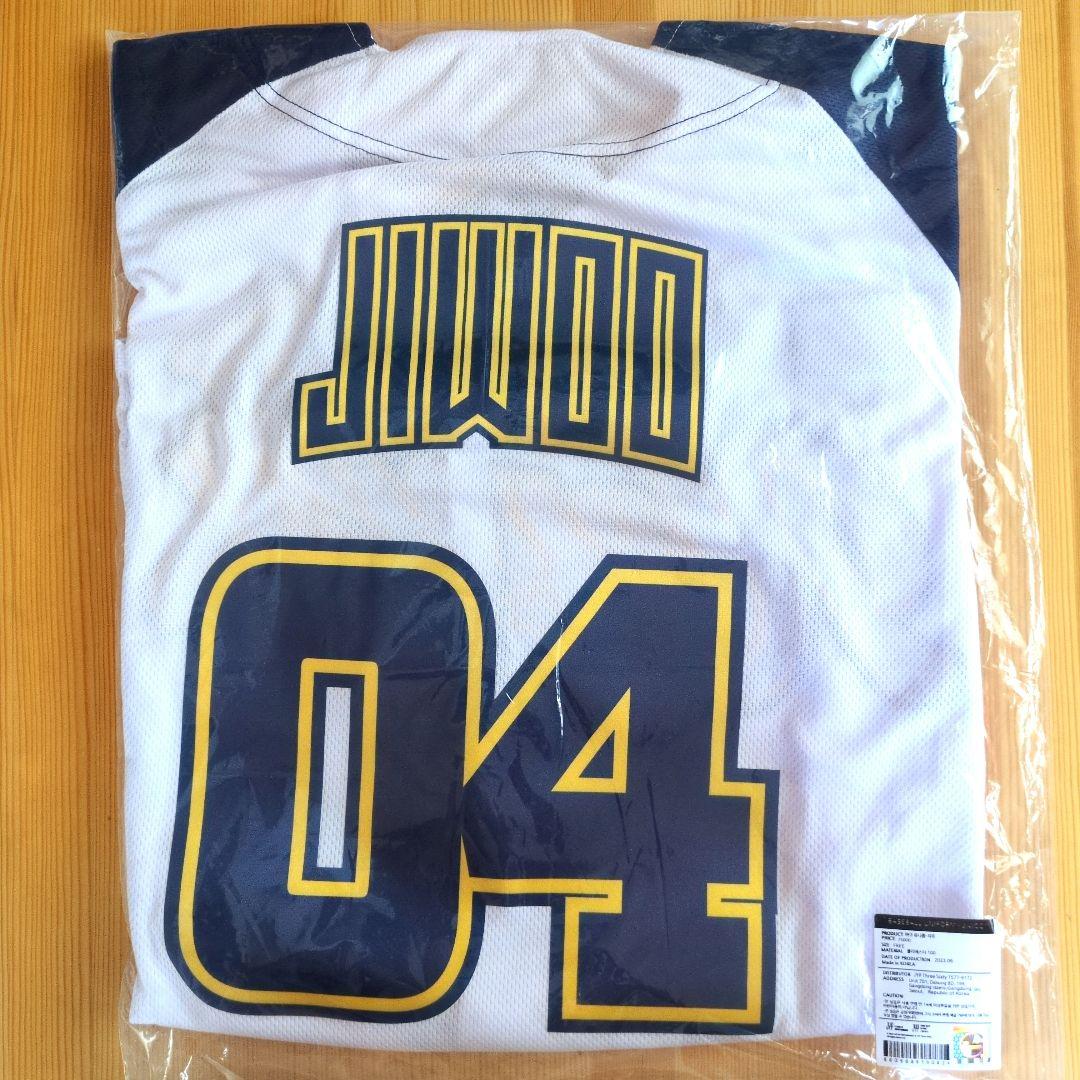 NMIXX ジウ　ベースボール ユニフォーム　ペンコン　新品未開封