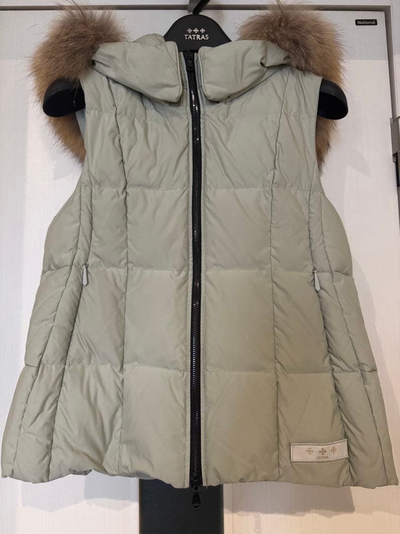 タトラス　ZALAGA ザラガ　サイズ1 サンド　 ダウンベスト