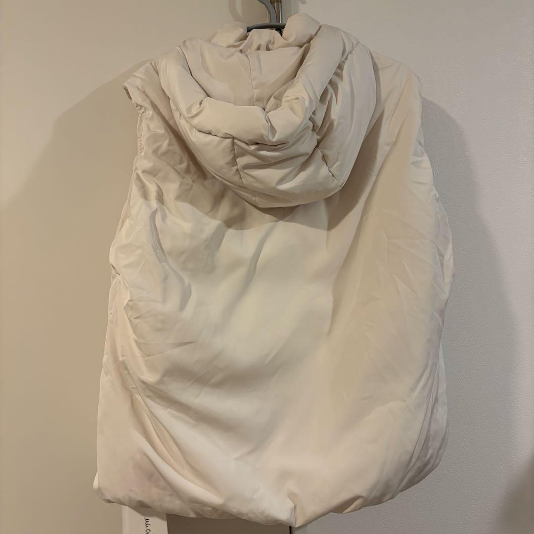 Mila Owen ミラオーウェン フード付きパテッドフレンチダウンベスト