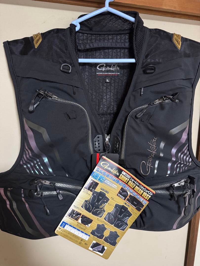 がまかつ ショートハーフメッシュベスト GM2332 5L 新品です。