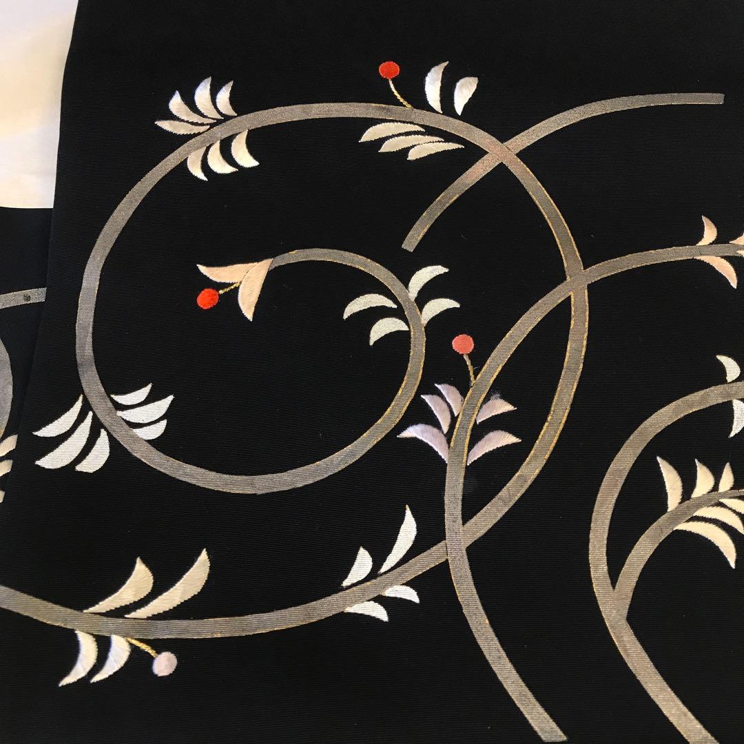 銀座越後屋　塩瀬　九寸名古屋帯 植物模様 刺繍　黒地