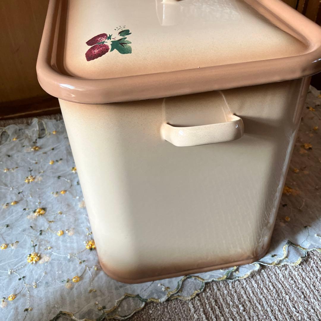 ピク　イマン　クラッシックイチゴ