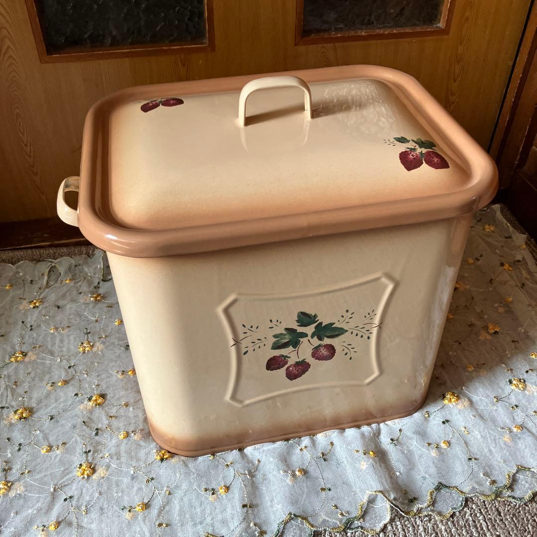 ピク　イマン　クラッシックイチゴ