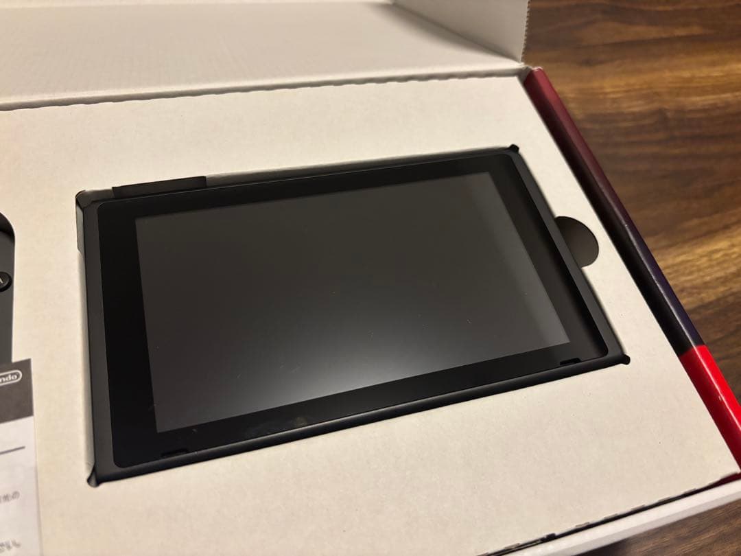 Nintendo Switch 本体 (ニンテンドースイッチ) グレー