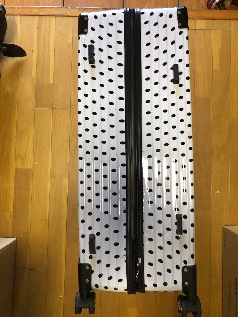 ハローキティ ポルカドット キャリーケース