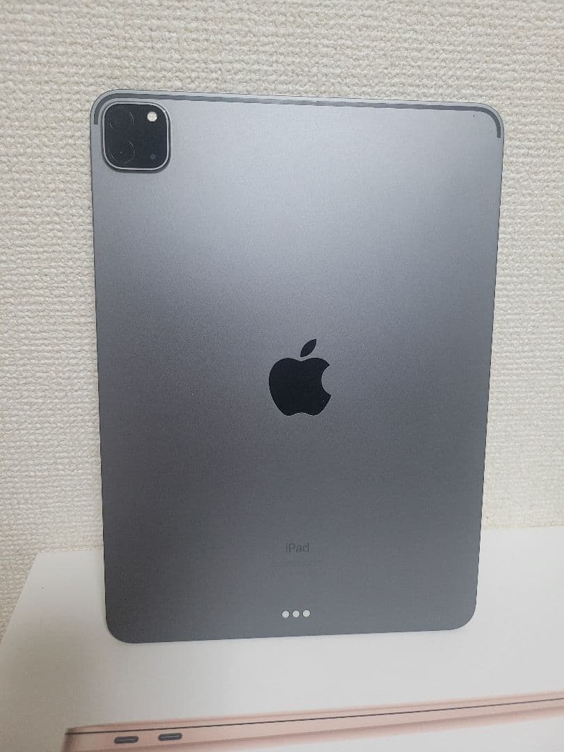 iPad Pro (第3世代) 11インチ M1 256GB スペースグレー