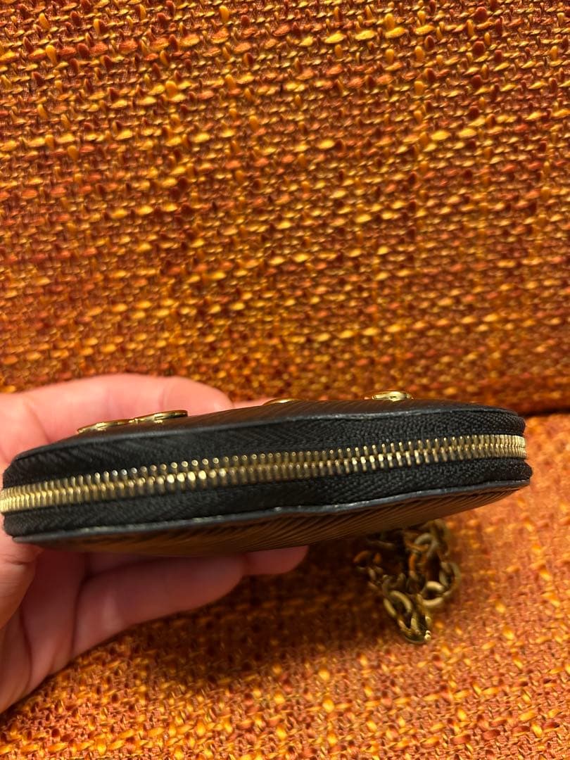 LOUIS VUITTON ハート エピ ラブロック クールロックケース