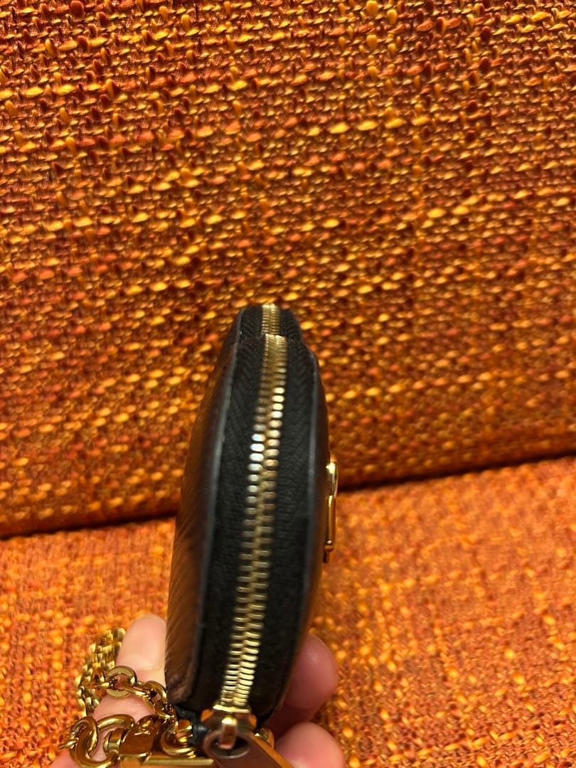 LOUIS VUITTON ハート エピ ラブロック クールロックケース