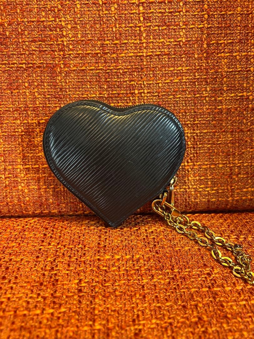 LOUIS VUITTON ハート エピ ラブロック クールロックケース