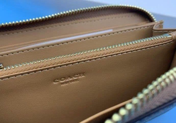 新品未使用コーチ長財布チェリーさくらんぼ柄ブラウンレディースメンズ送料無料