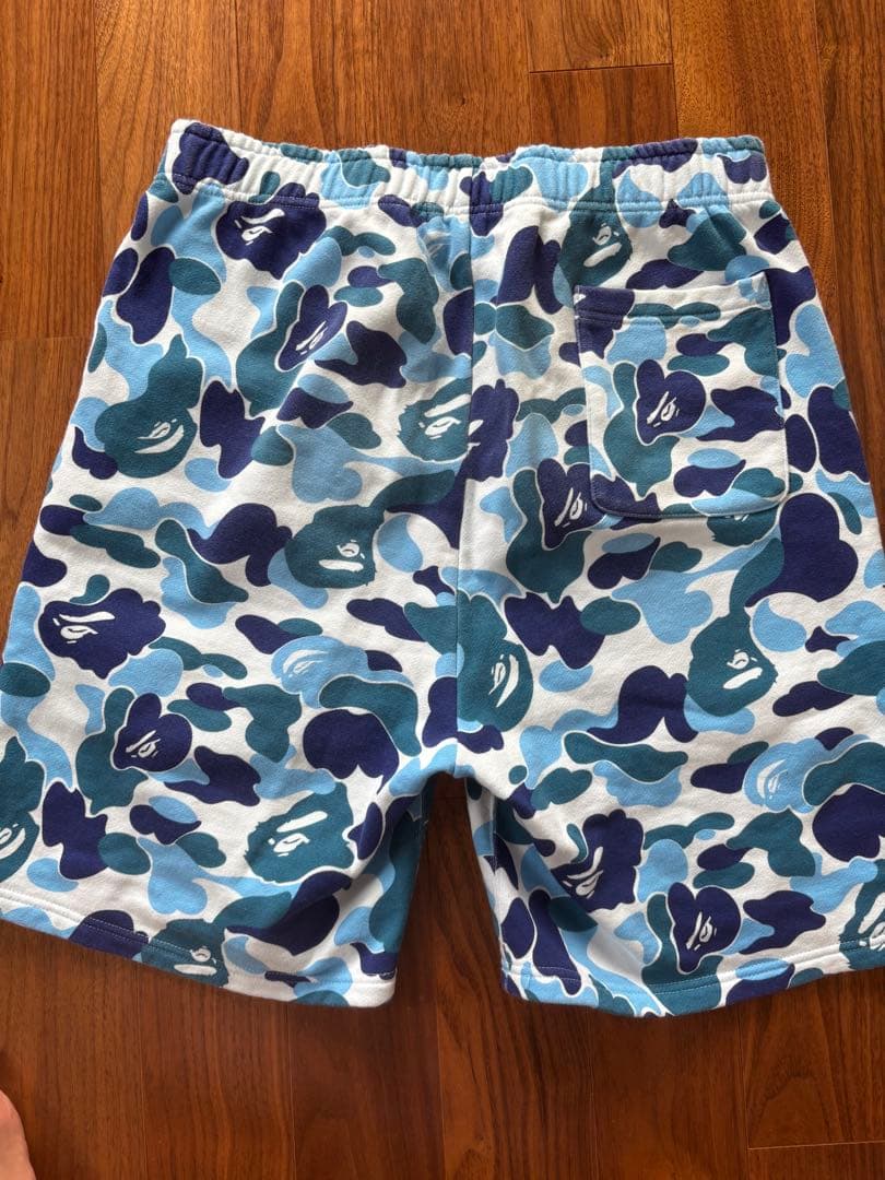 A BATHING APE（ア・ベイシング・エイプ／BAPE）半パン新品
