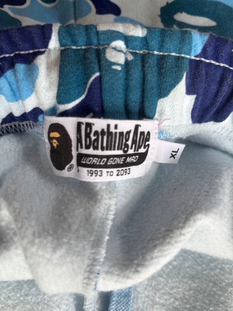 A BATHING APE（ア・ベイシング・エイプ／BAPE）半パン新品
