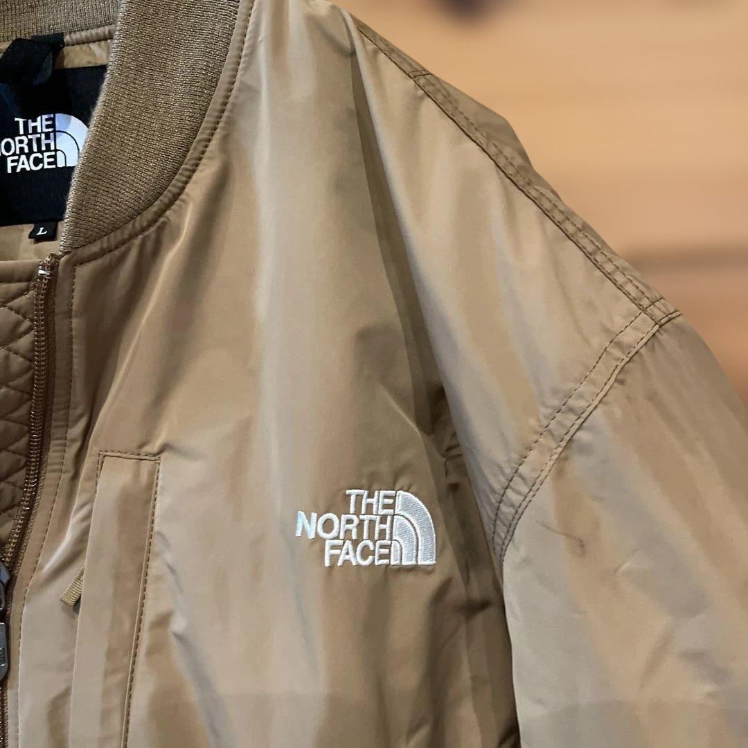 ny82452 インサレーションボンバージャケット　ノースフェイス