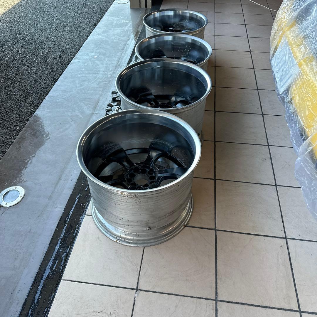 m*☆様 深リム　ファブレス　18インチ