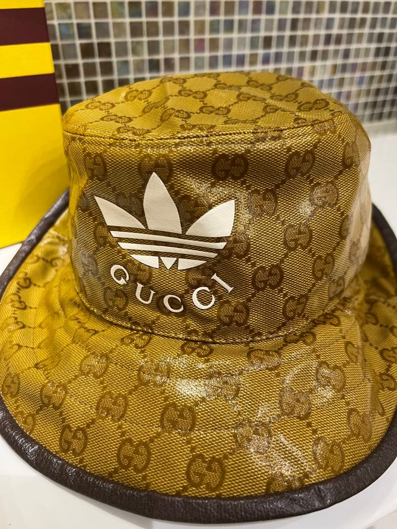 GUCCI グッチ　adidasコラボ　帽子　ハット M58センチ　箱バッチ付き