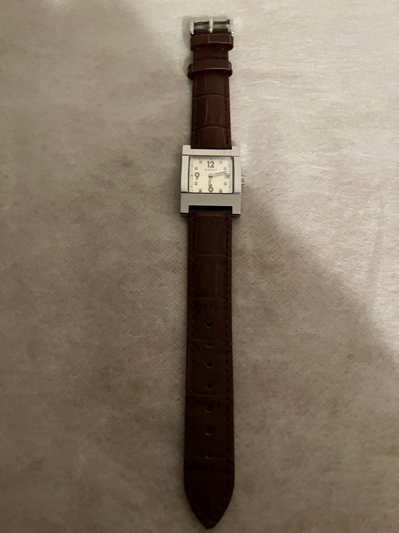 値下げ GUCCI アナログQZ腕時計 電池、革ベルト新品交換済 尾錠オリジナル