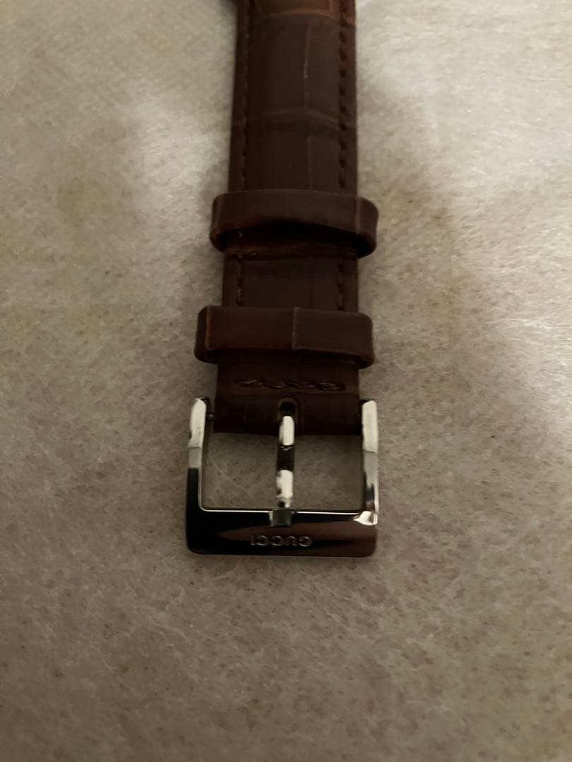 値下げ GUCCI アナログQZ腕時計 電池、革ベルト新品交換済 尾錠オリジナル