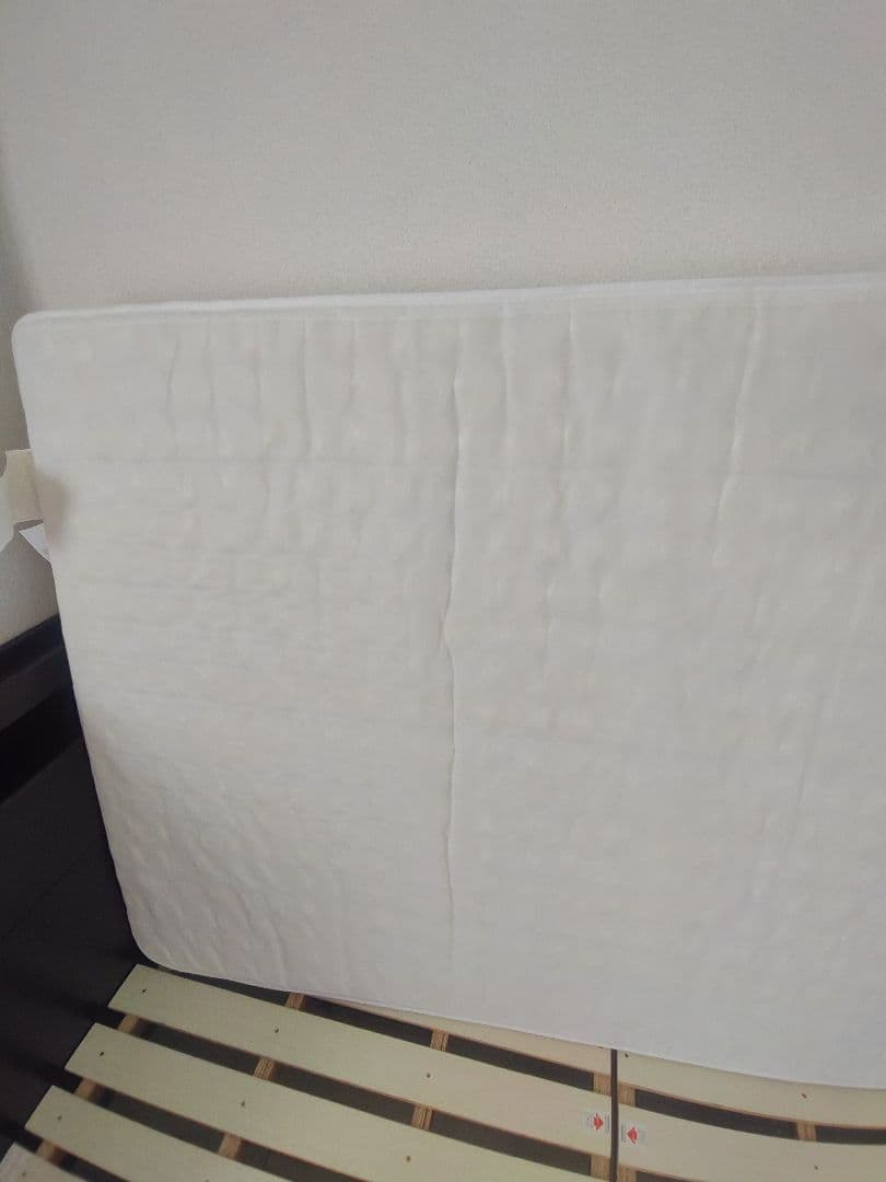 だーしーニトリ　シングルベッド　ライト付き　引き出し付き　(配送可)