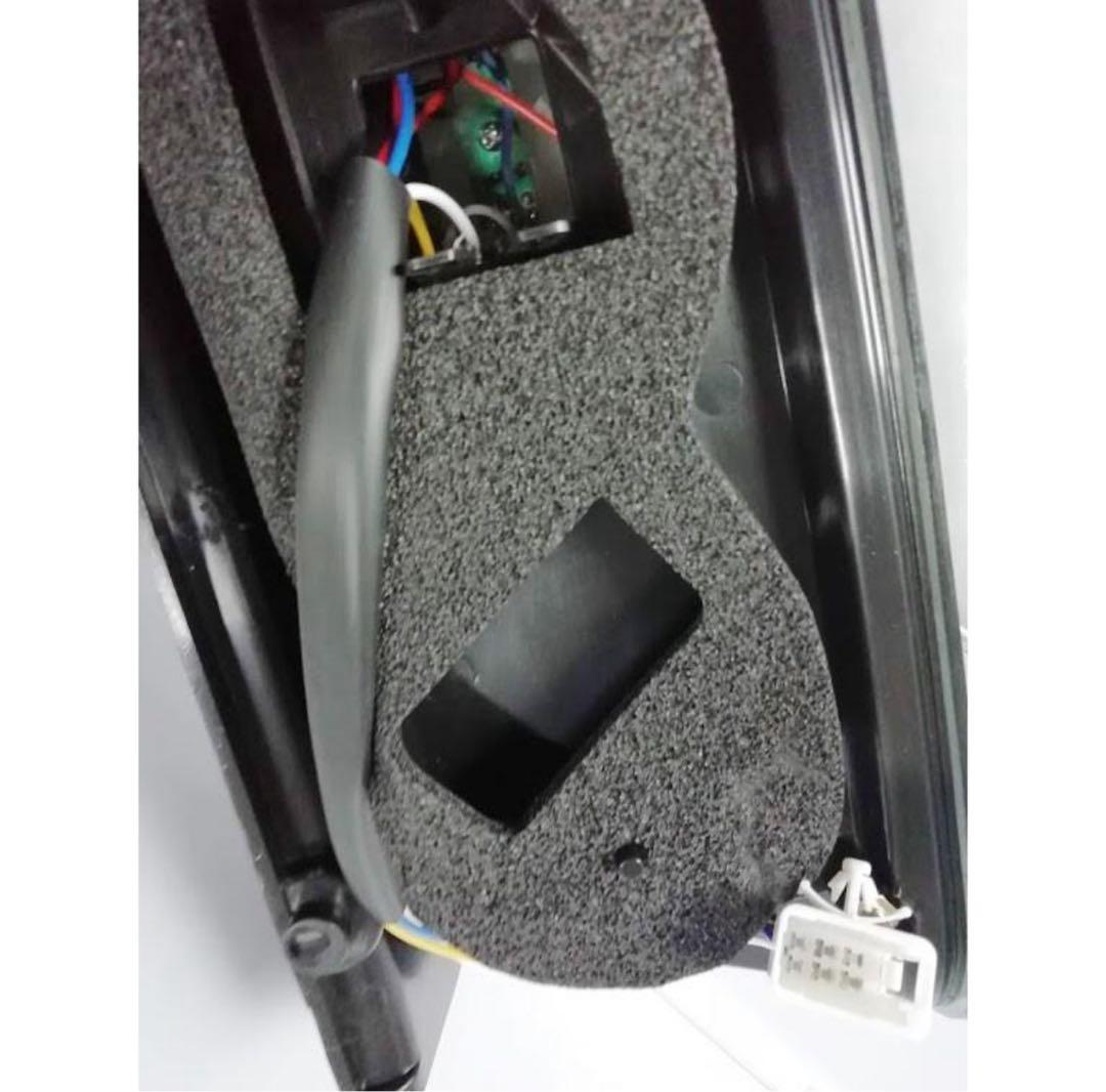 テールランプ ライト LED ハイエース200系 ランプ スモーク×レッド