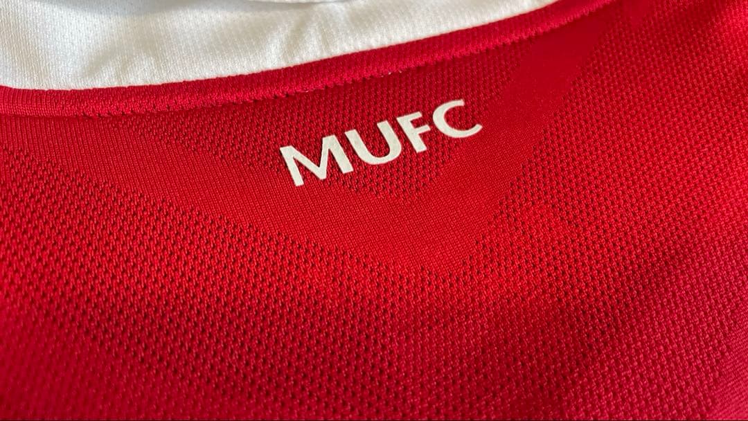 【正規品/美品】マンチェスター・ユナイテッド 2010ギグス11ナイキジャパンL