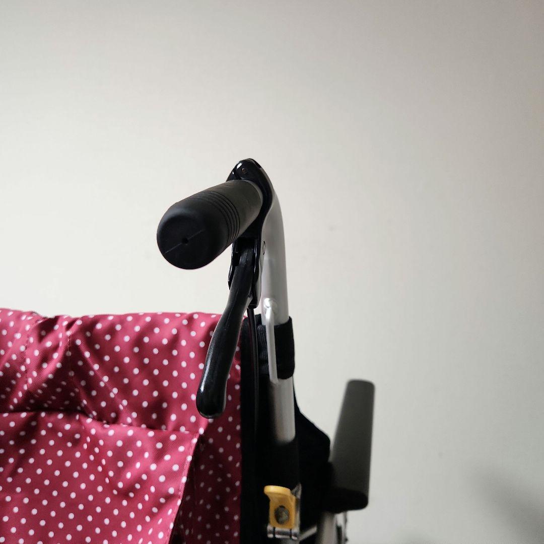 日進医療器　介助用　多機能　超軽量　ノーパンクタイヤ　車椅子　NAH-U2W