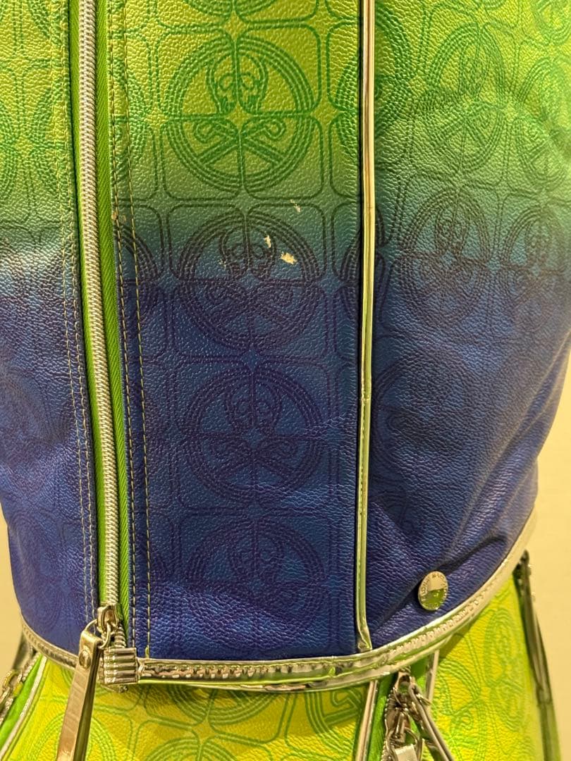 マークアンドロナ　キャディーバック キムタクモデル