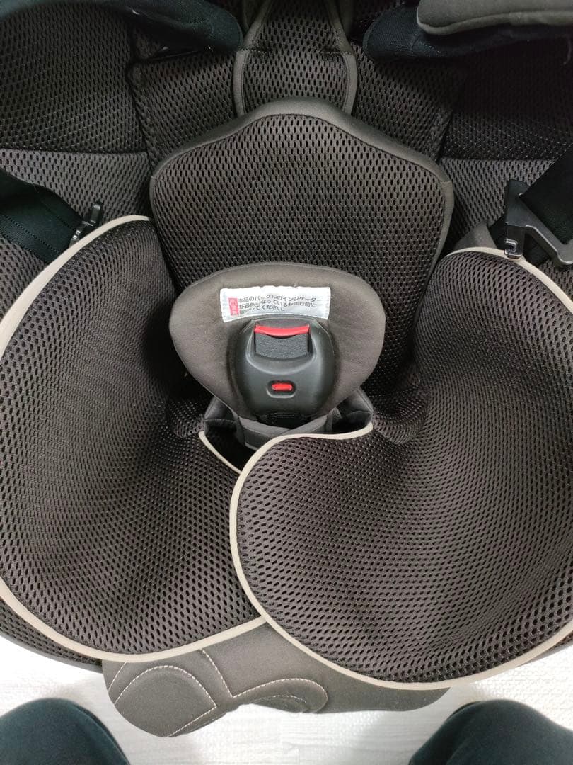 美品　AILEBEBE エールベベ　グランブラウン　クルット 5i グランス