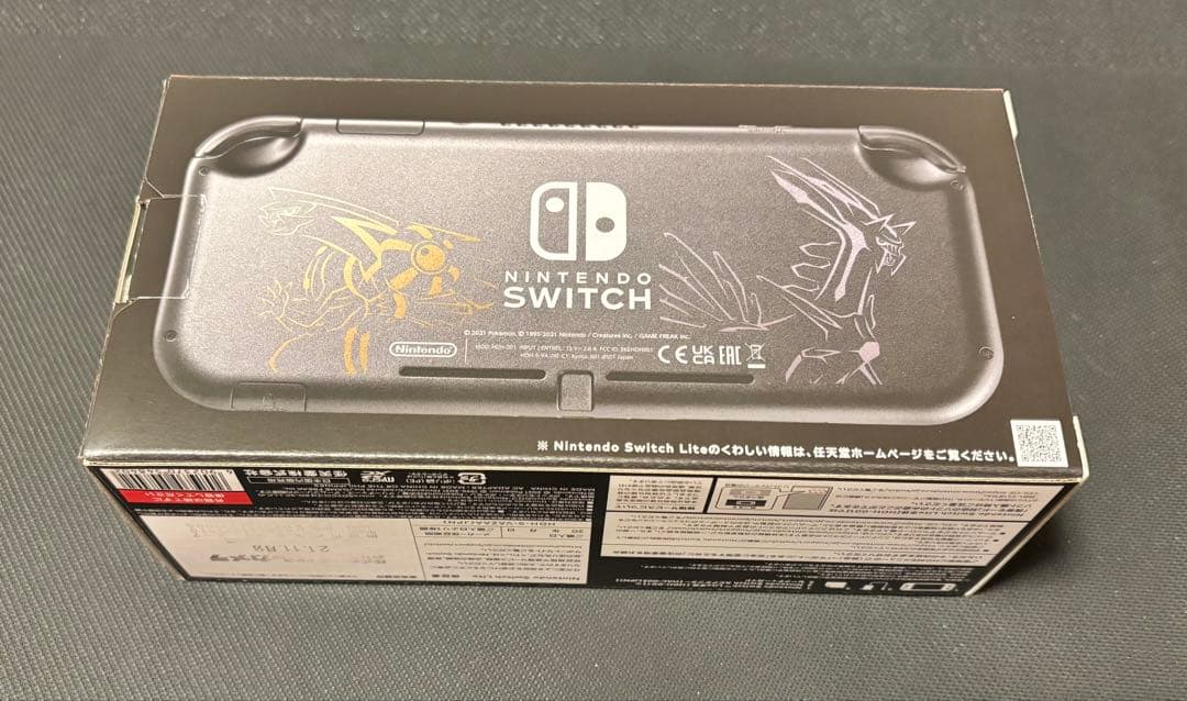 新品未開封 Nintendo Switch Lite　ディアルガ・パルキア