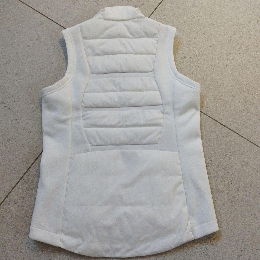 TaylorMade ホワイト キルティングベスト 美品　M